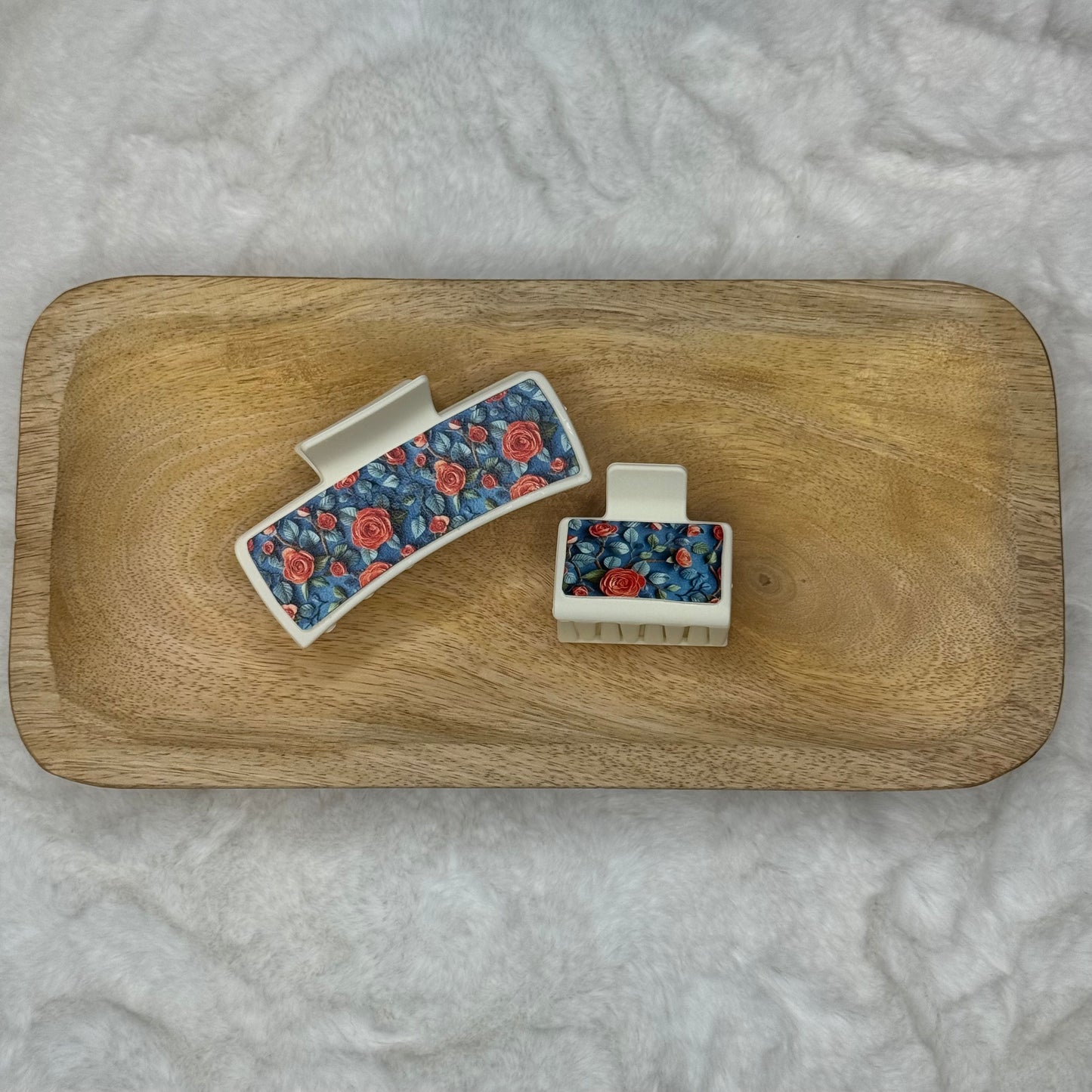 claw clip - blue florals