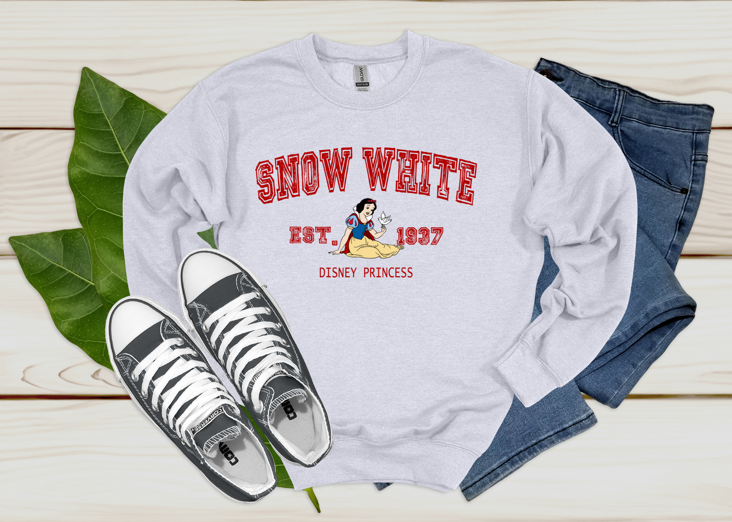 snow white crewneck