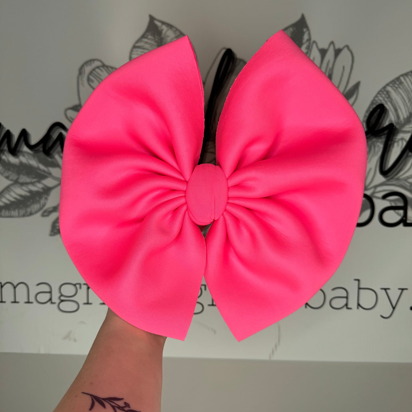 12 inch bow - hot pink