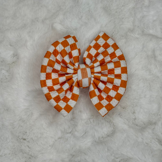 orange checks